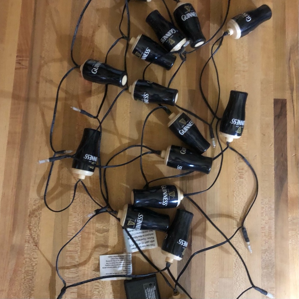 Guinness Draught String Lights Pint Beer Glasses Bar Decor 15 Feet 15 Glasses